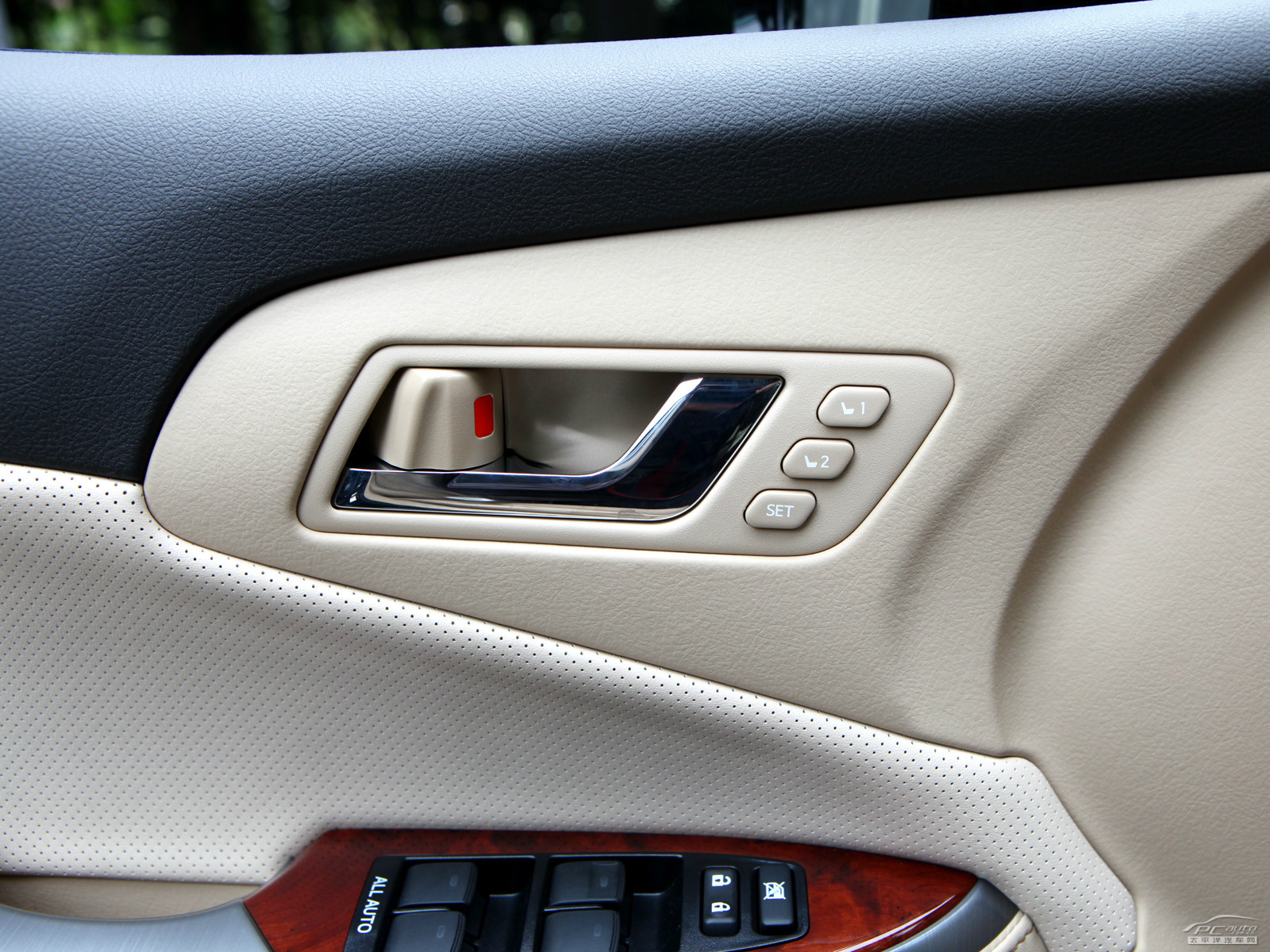 皇冠內(nèi)飾高清大圖