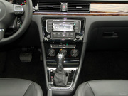 2013款 1.6L 自動 豪華型 2013款 1.6L 自動 豪華型