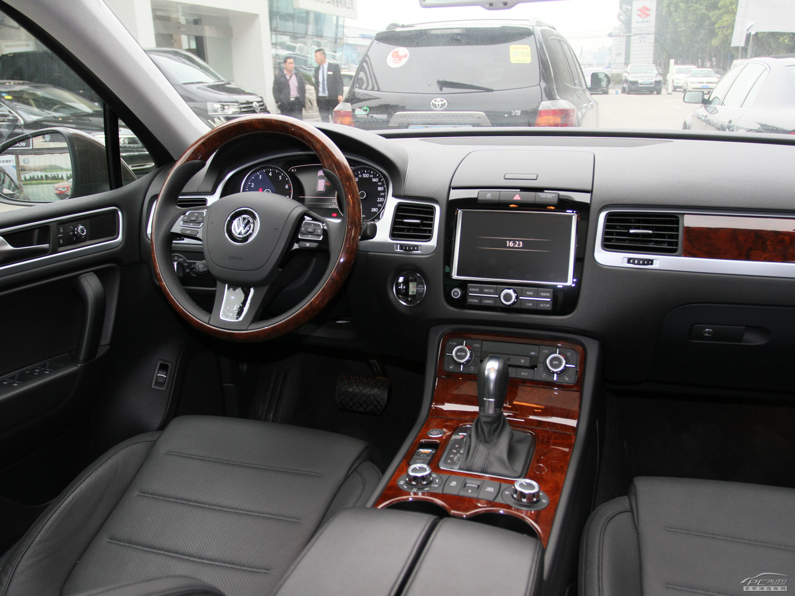 途銳內(nèi)飾高清大圖