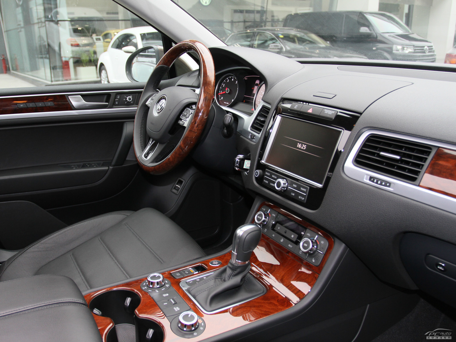 途銳內(nèi)飾高清大圖