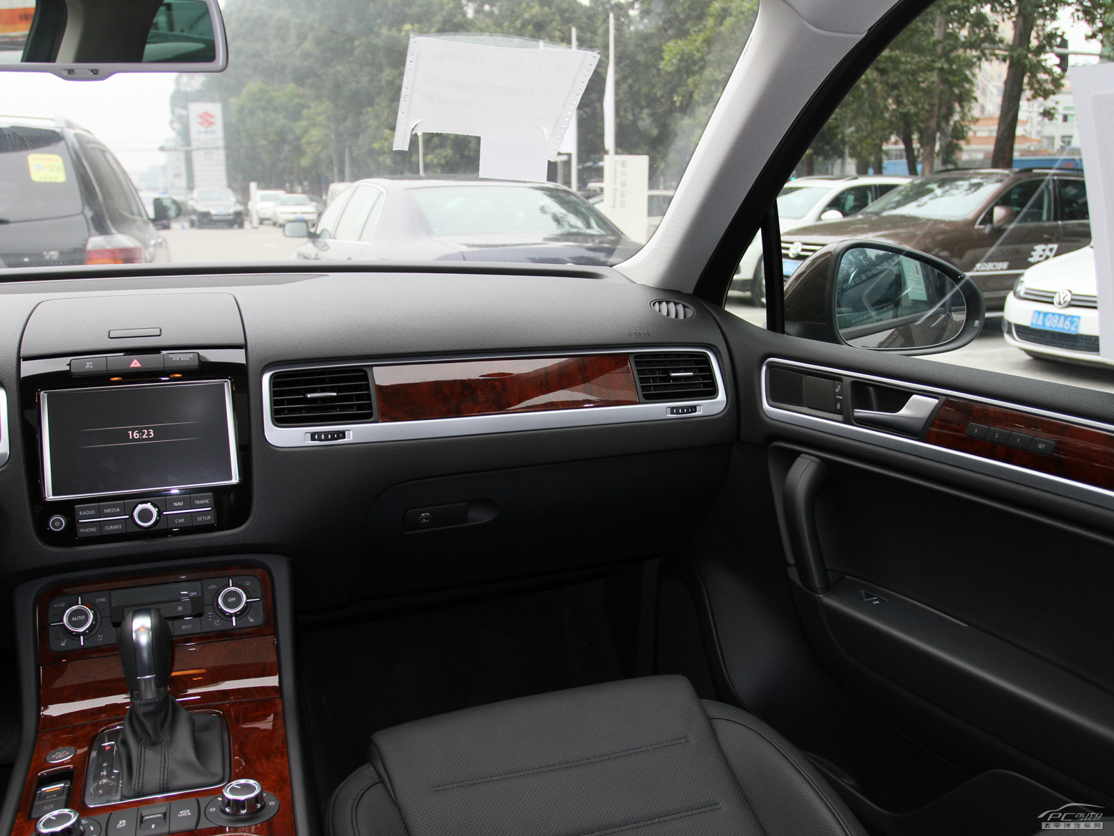 途銳內(nèi)飾高清大圖