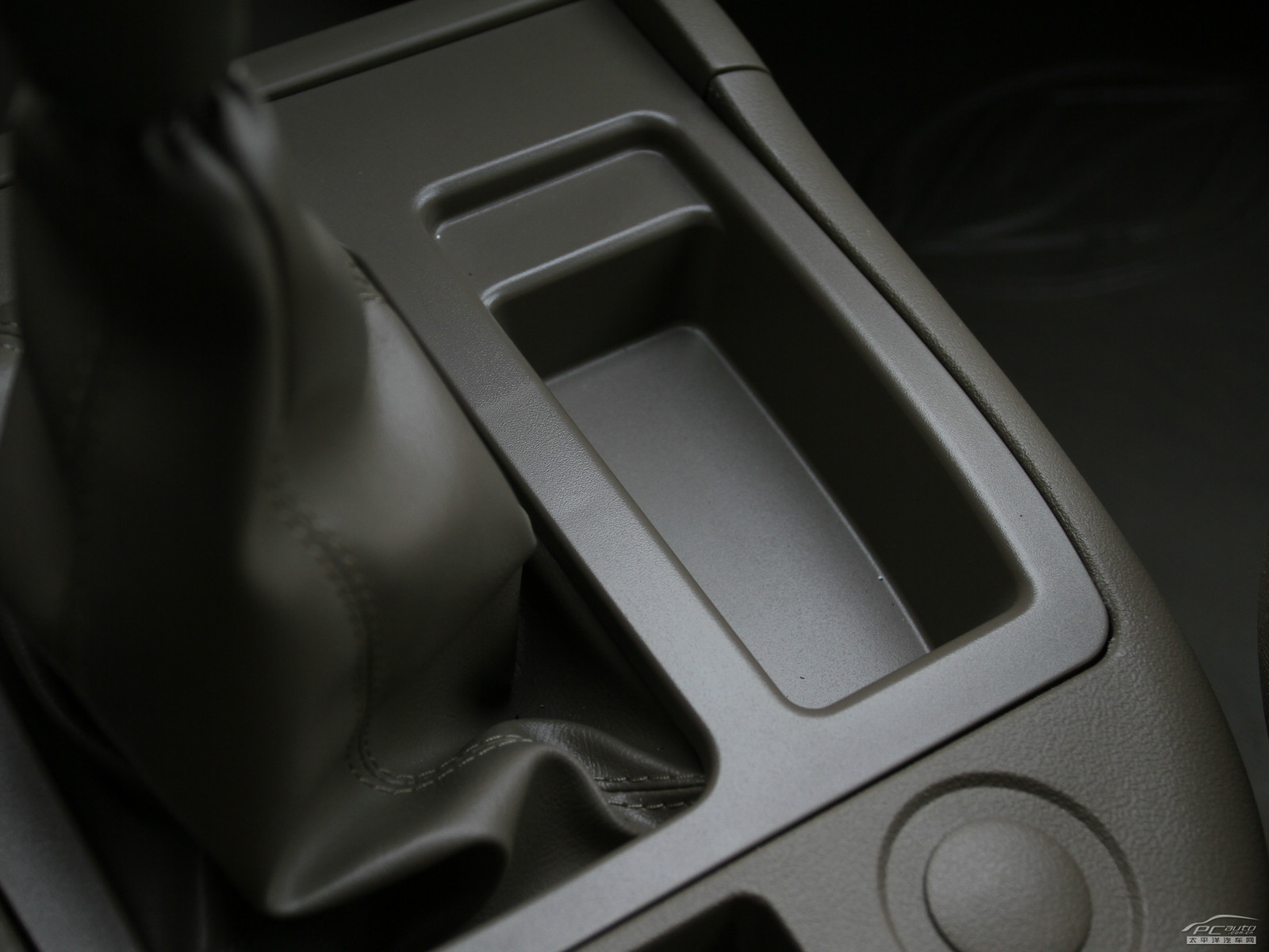 陸風(fēng)X6空間高清大圖