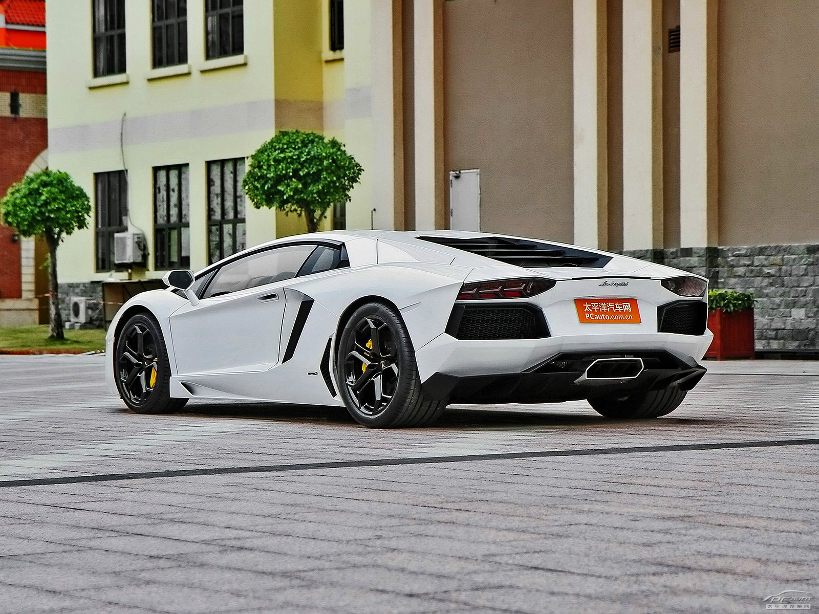 Aventador外觀高清大圖