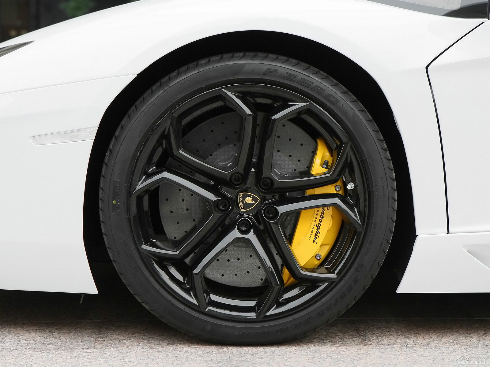Aventador外觀高清大圖