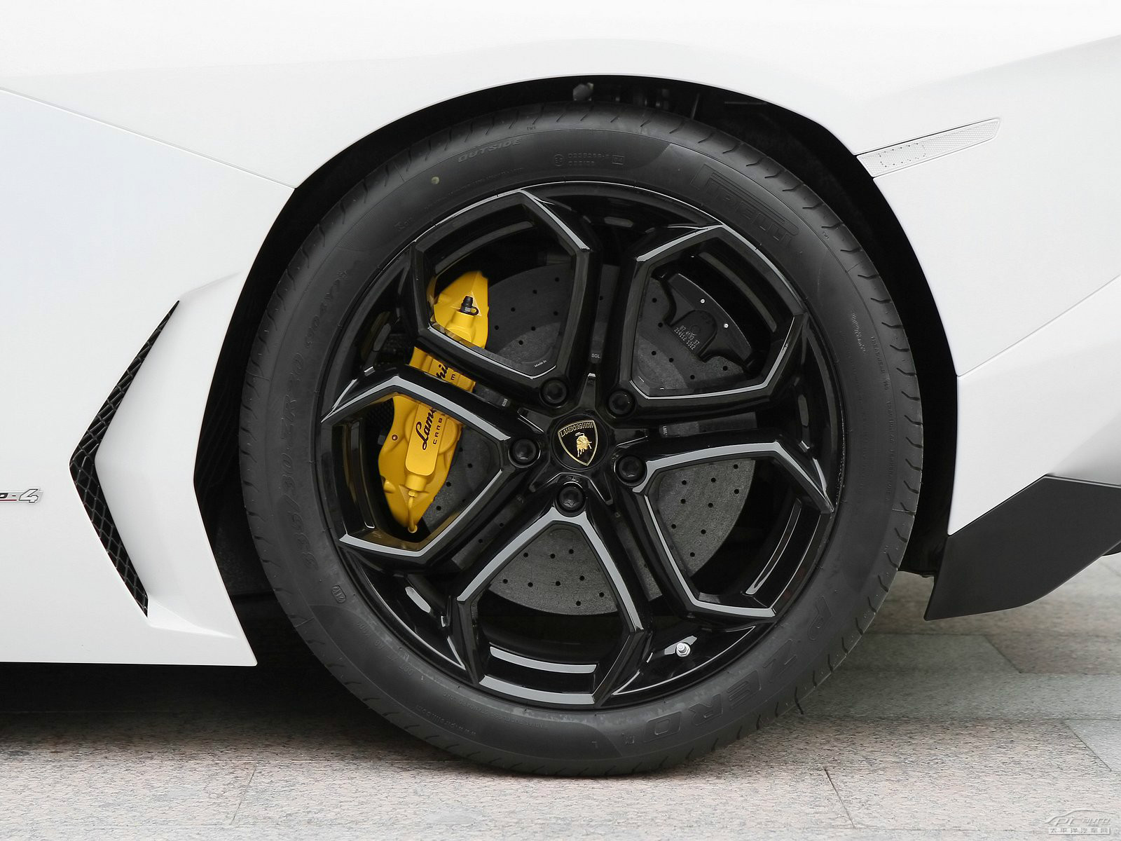 Aventador外觀高清大圖
