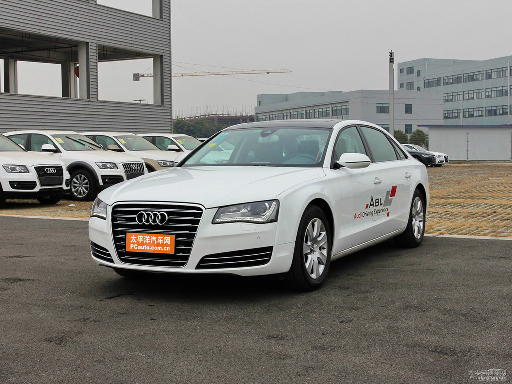 冰川白奧迪A8L整車(chē)外觀外觀圖片