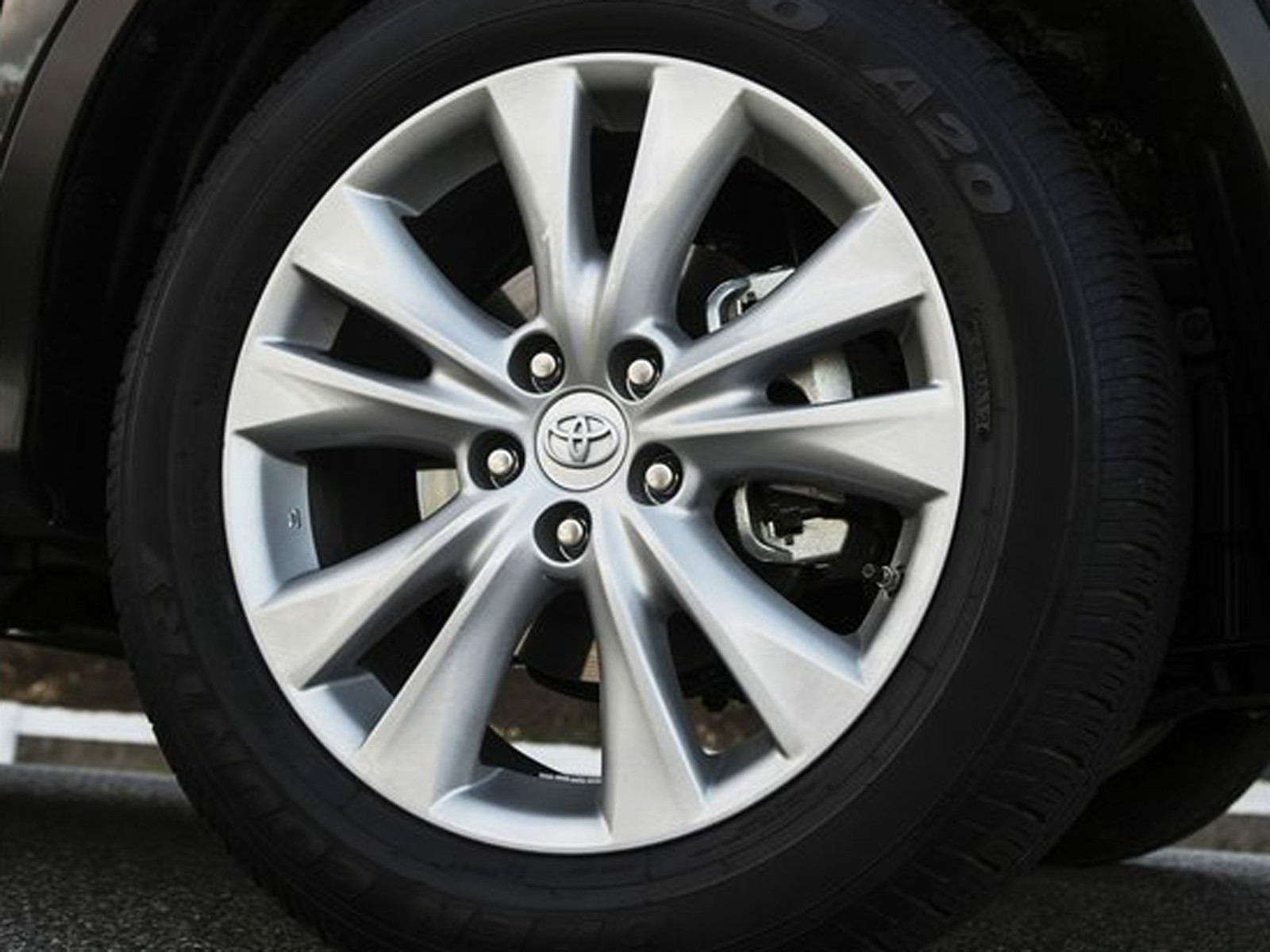 豐田RAV4(海外)外觀高清大圖