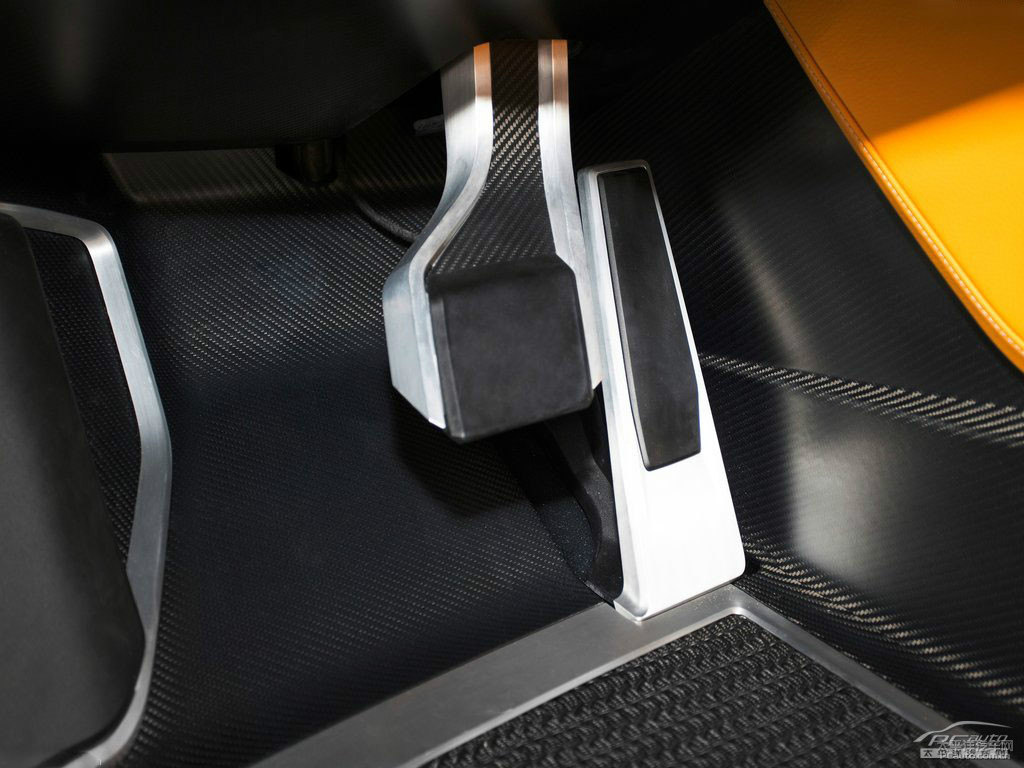 WCrosslane Coupe(ni)DƬ