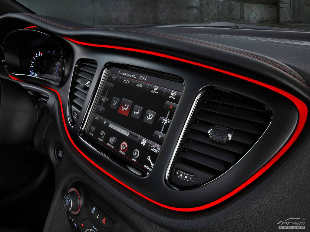 道奇Dart內(nèi)飾高清大圖