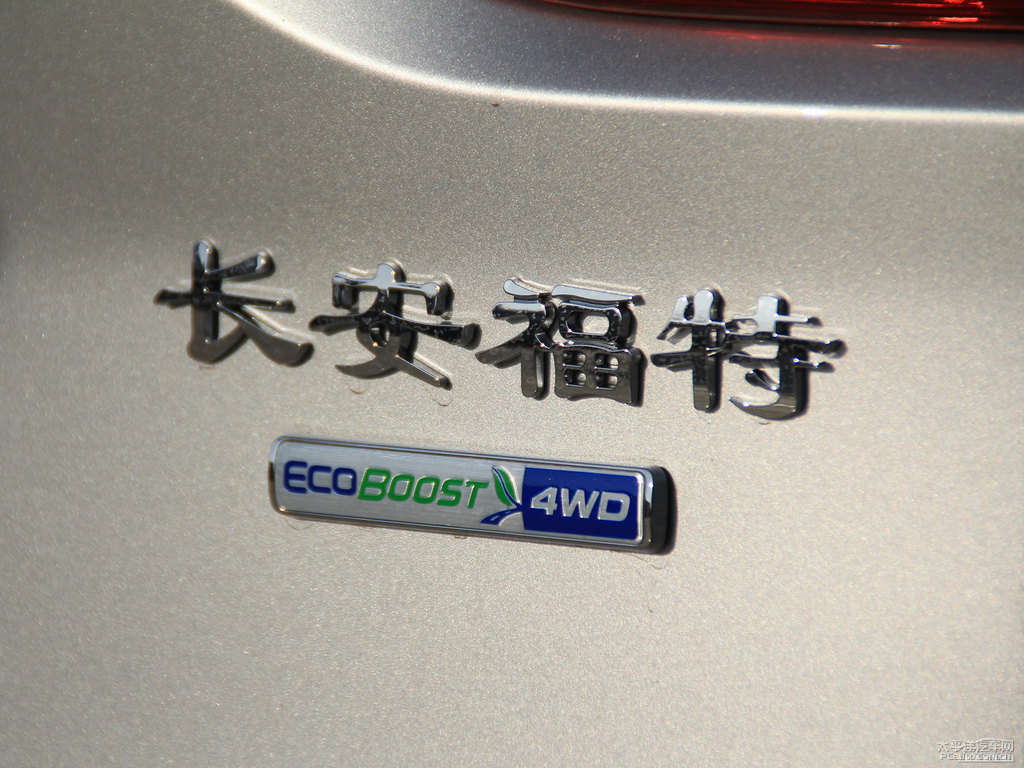閃耀銀翼虎車尾外觀圖片
