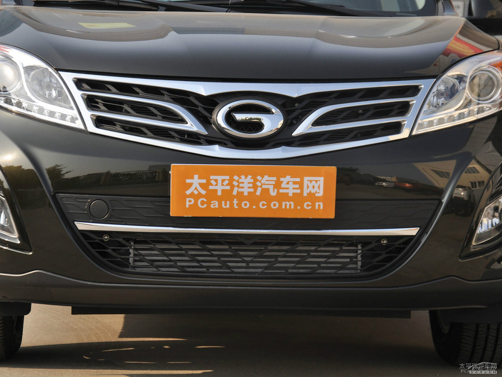 森林綠傳祺GS5車頭外觀圖片