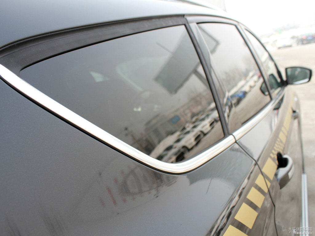 銀砂黑翼虎車身外觀圖片