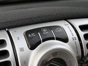 2013款 1.0L MHD 新年特別版 2013款 1.0L MHD 新年特別版