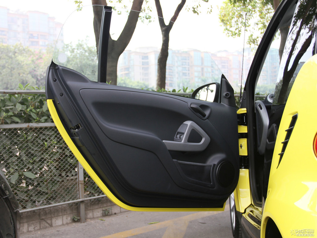 Sɫsmart fortwo(ni)DƬ
