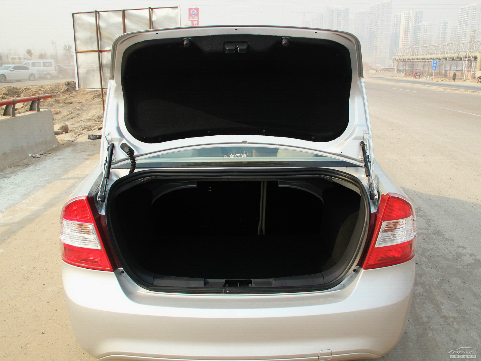 福克斯空間高清大圖