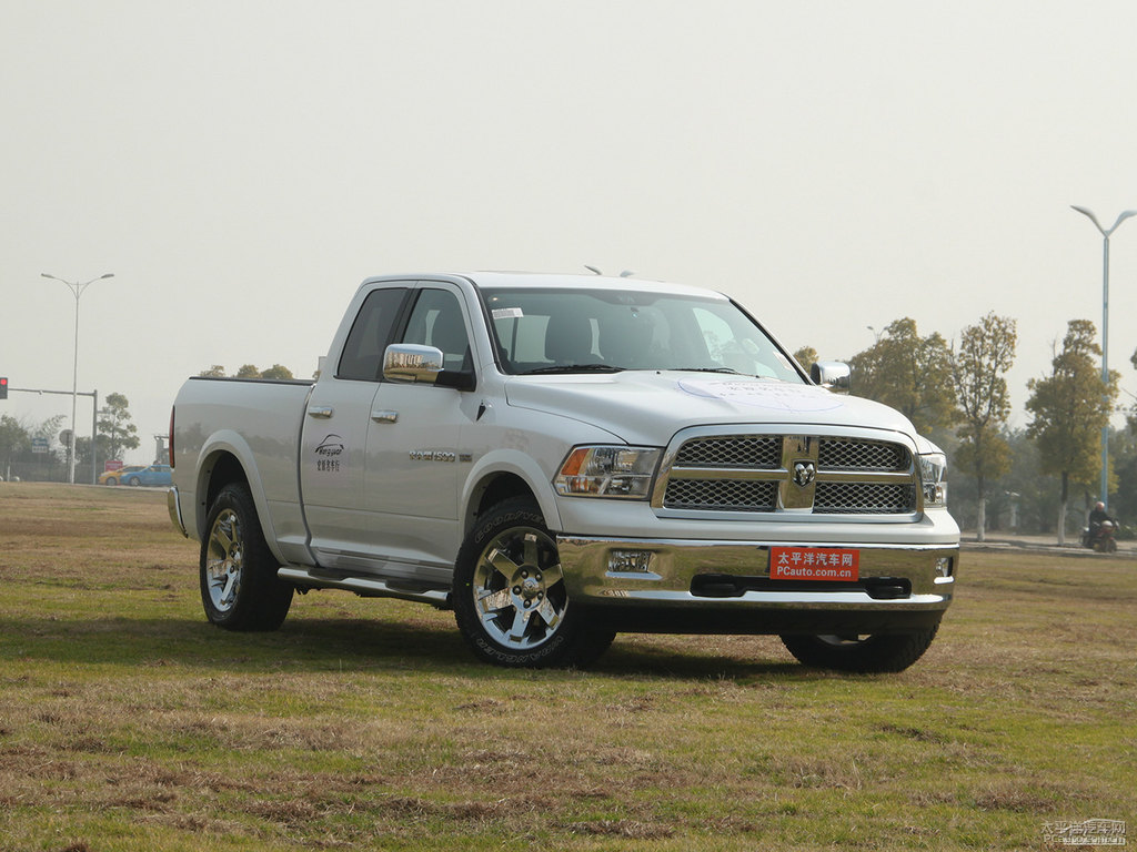 ɫRAM Trucks܇^^DƬ