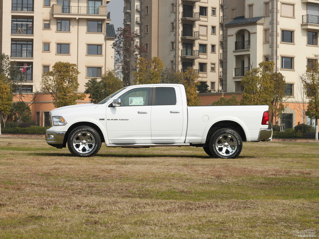 ɫRAM Trucks܇^^DƬ