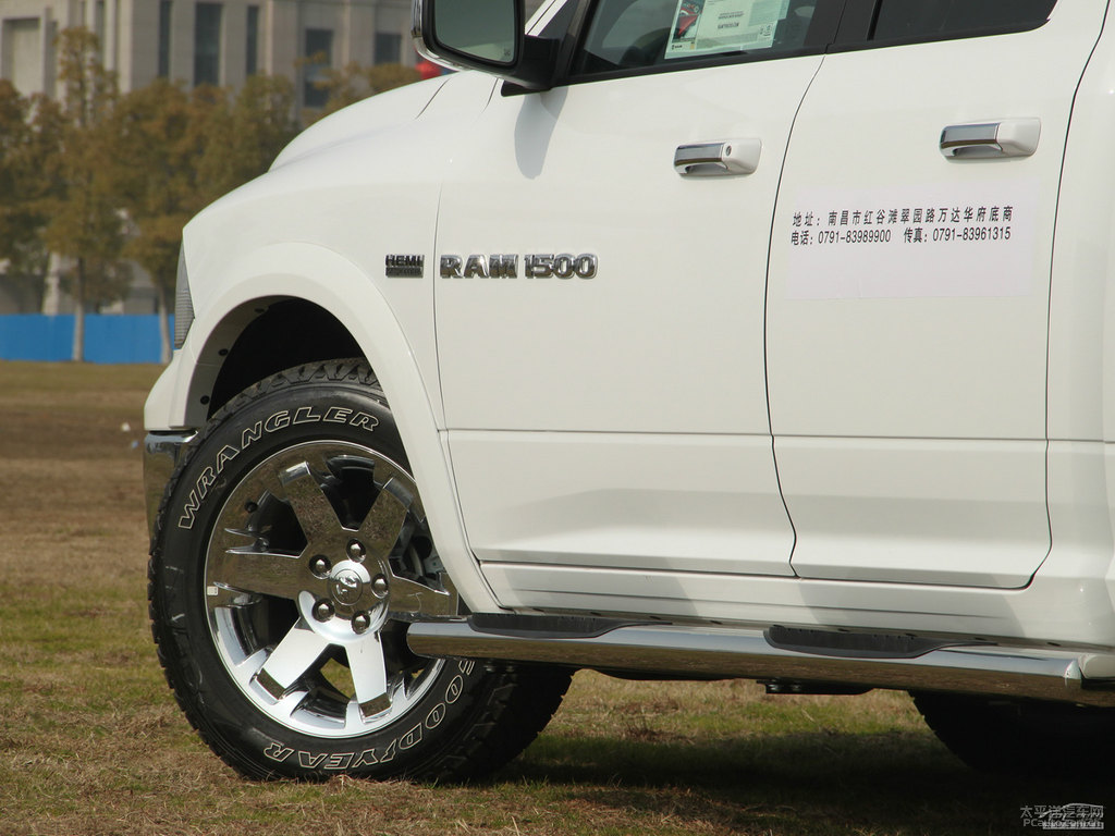 ɫRAM Trucks܇^DƬ