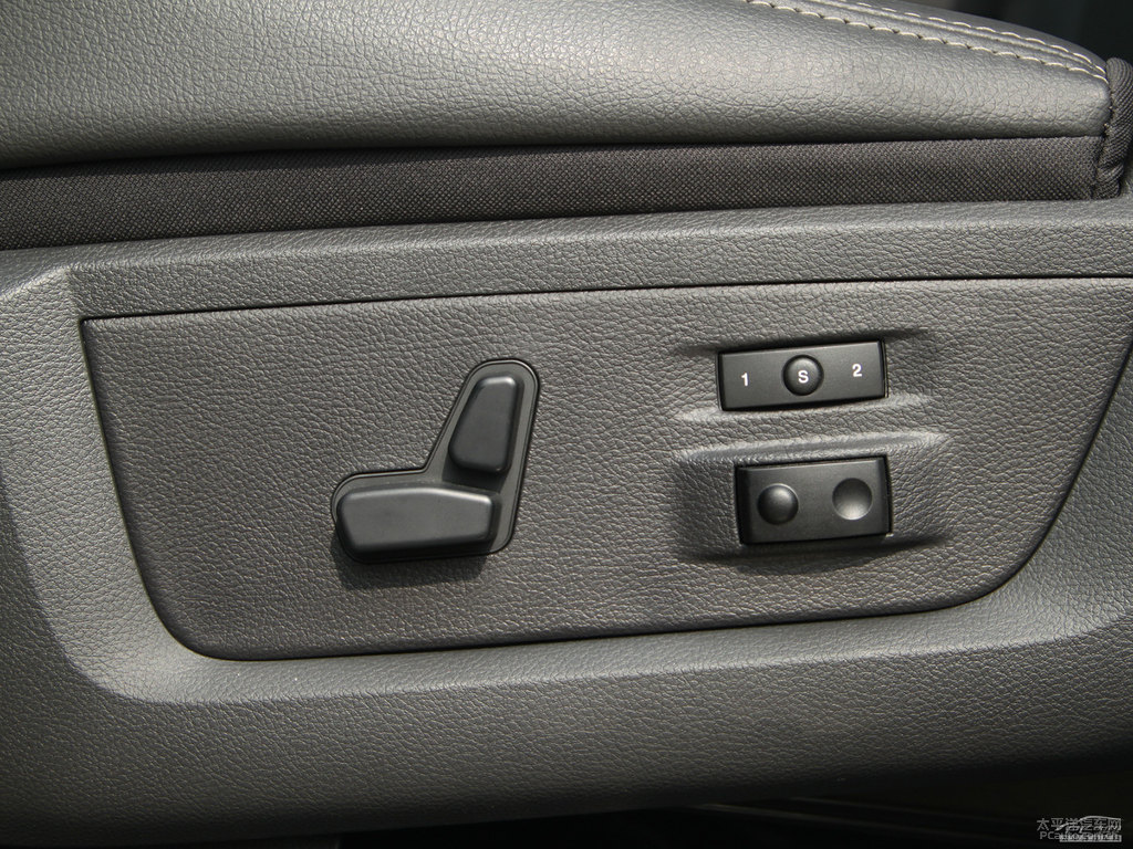 ɫRAM Trucks΃(ni)DƬ