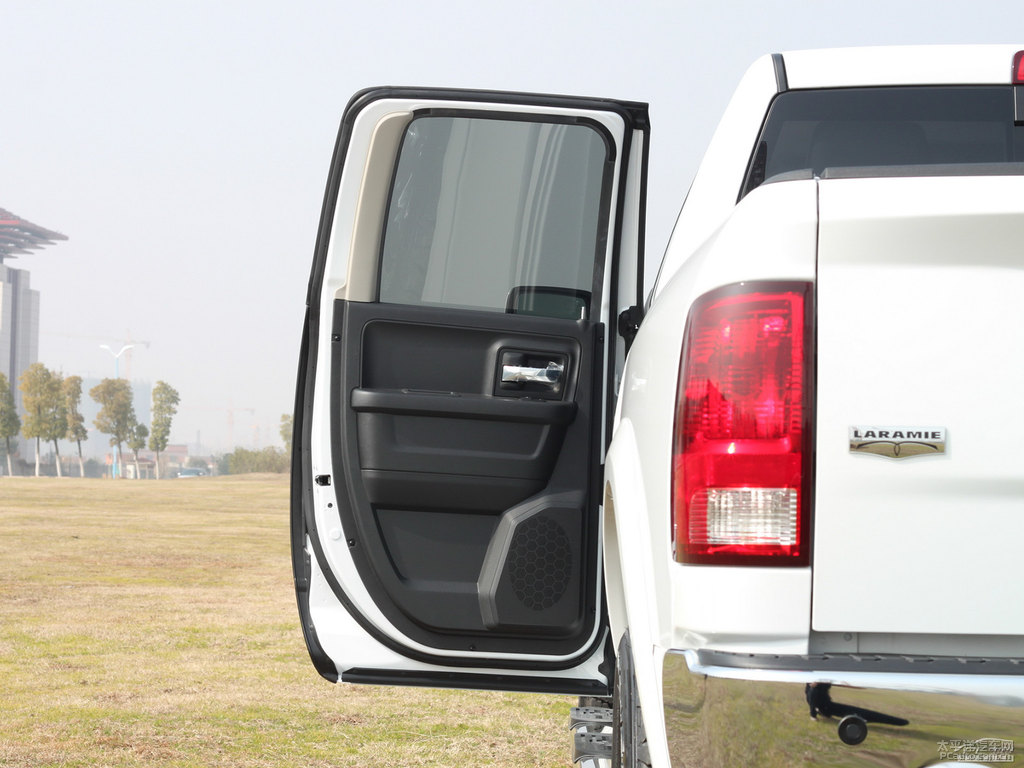 ɫRAM Trucks܇(ni)DƬ