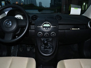 2012款 三廂炫動 1.3L 手動標(biāo)準(zhǔn)版 2012款 三廂炫動 1.3L 手動標(biāo)準(zhǔn)版