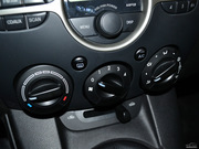 2012款 三廂炫動 1.3L 手動標(biāo)準(zhǔn)版 2012款 三廂炫動 1.3L 手動標(biāo)準(zhǔn)版