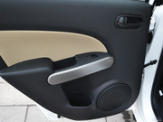 2012款 三廂炫動 1.3L 手動標(biāo)準(zhǔn)版 2012款 三廂炫動 1.3L 手動標(biāo)準(zhǔn)版