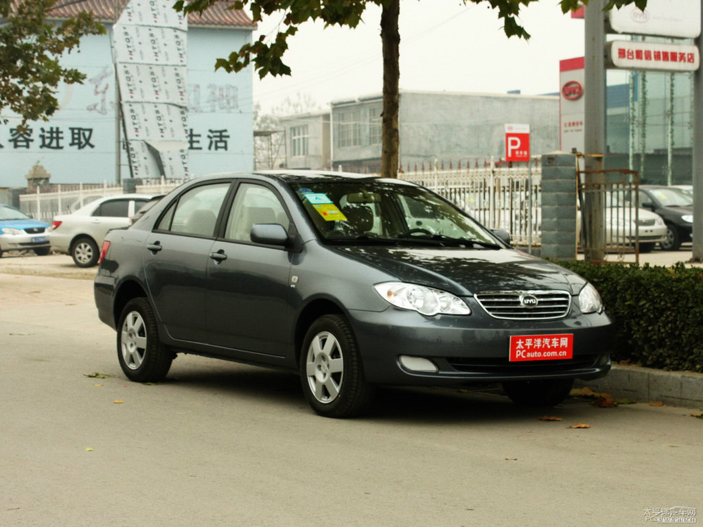 馬賽灰比亞迪F3整車外觀外觀圖片