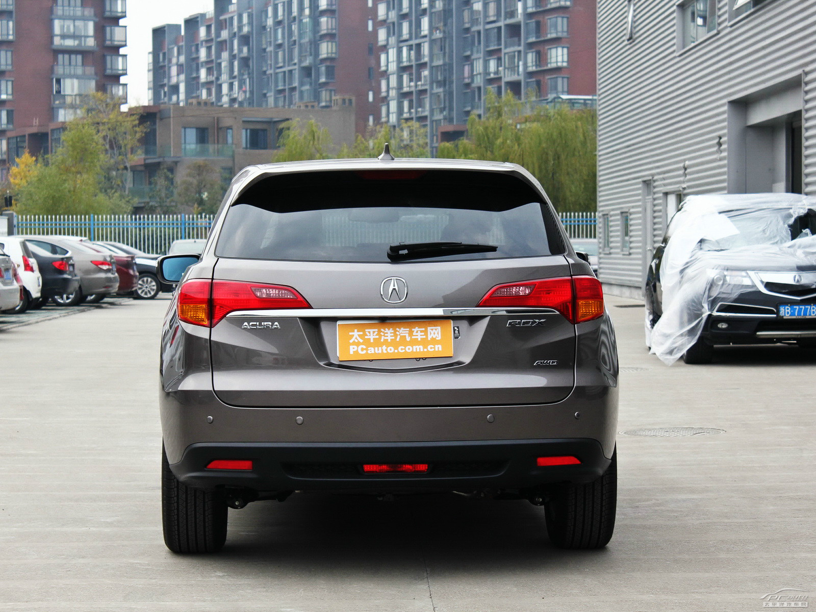 謳歌RDX(進(jìn)口)外觀高清大圖