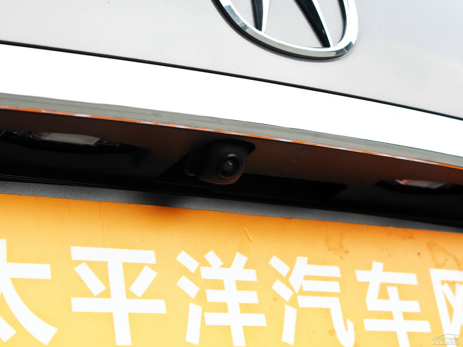 謳歌RDX(進(jìn)口)外觀高清大圖