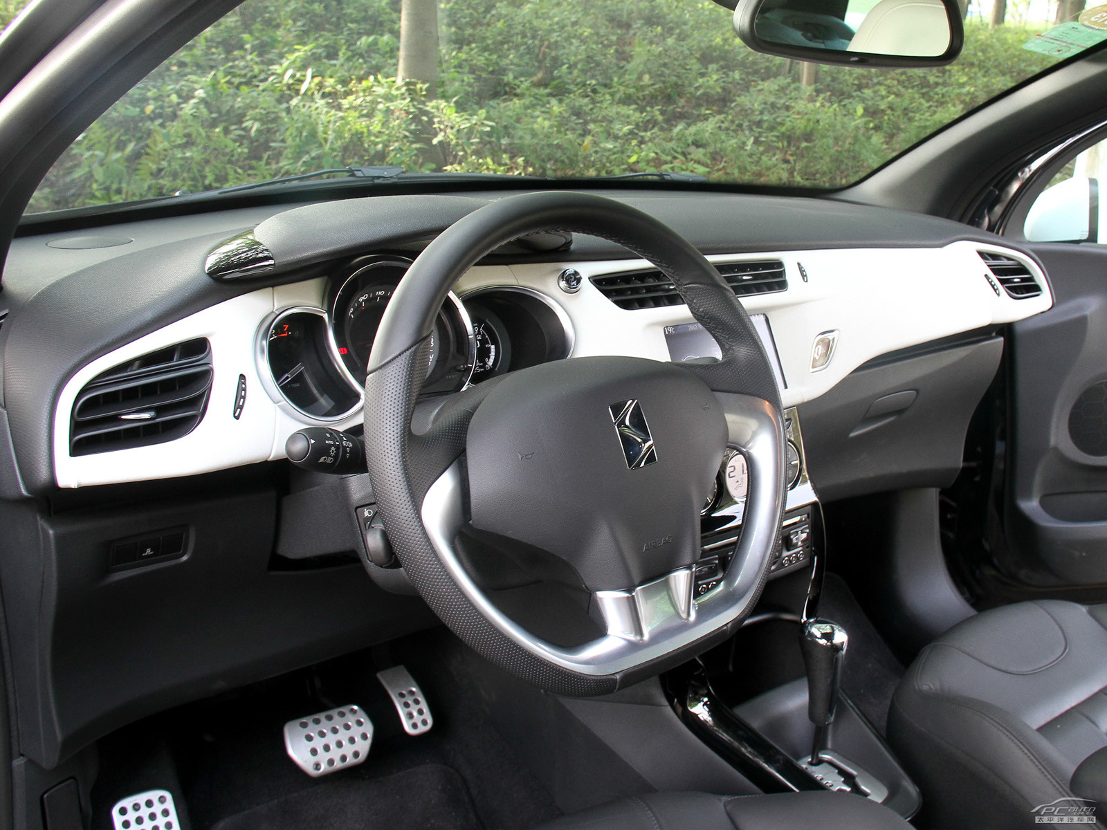 DS 3內(nèi)飾高清大圖