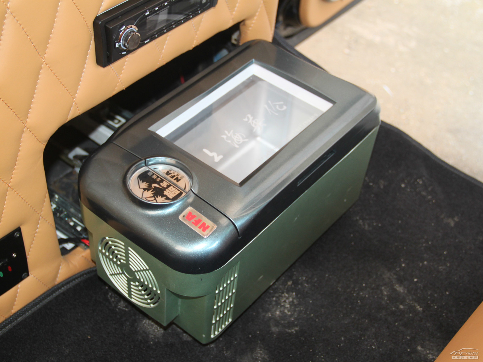 吉利英倫TX4內(nèi)飾高清大圖