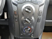 2012款 1.0L 鉉酷型