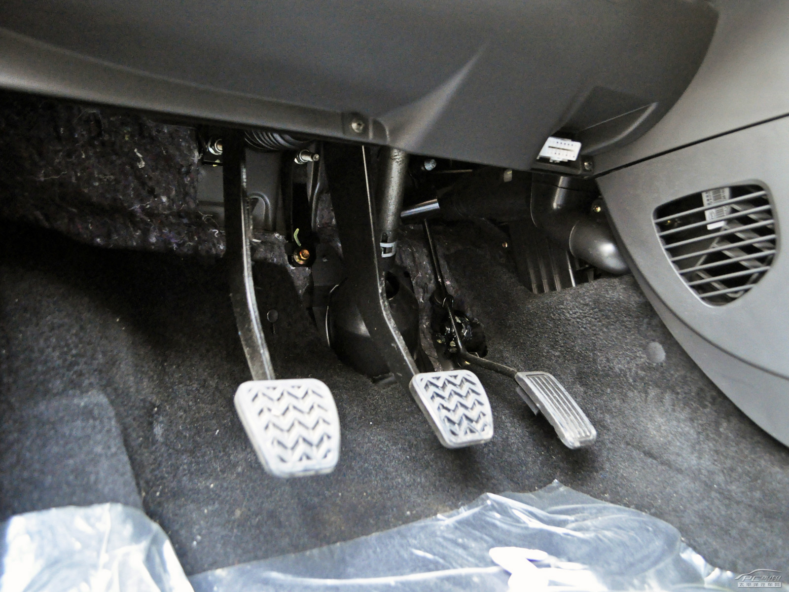 比亞迪F0內(nèi)飾高清大圖