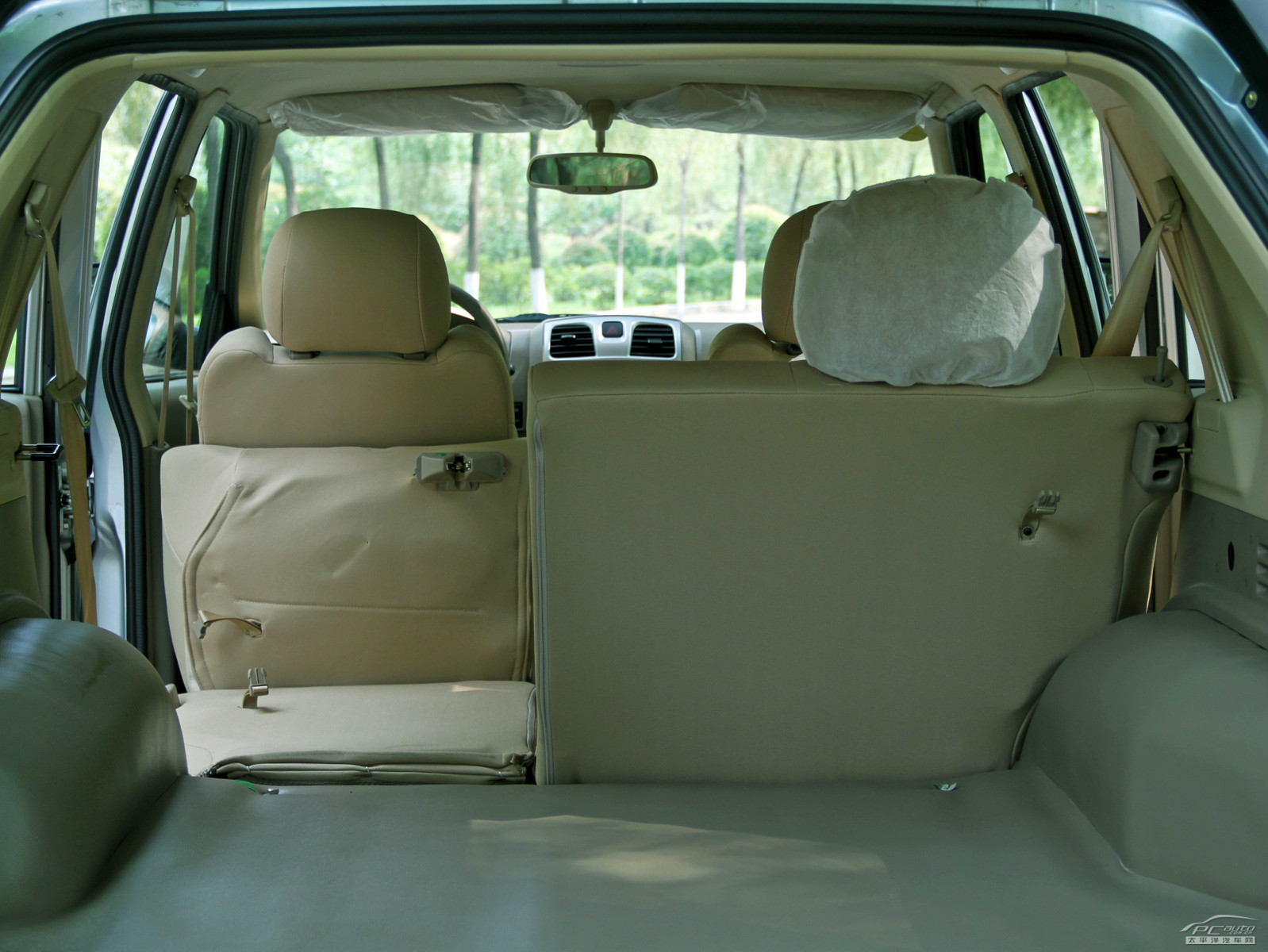 陸風(fēng)X6空間高清大圖