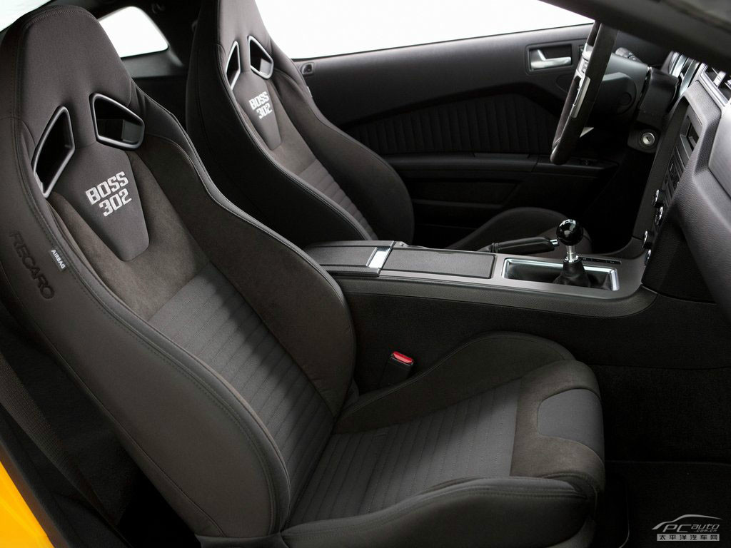 福特Mustang內(nèi)飾高清大圖