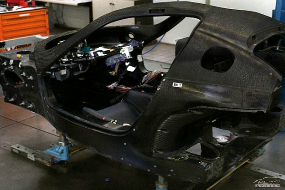 法拉利ENZO圖解高清大圖