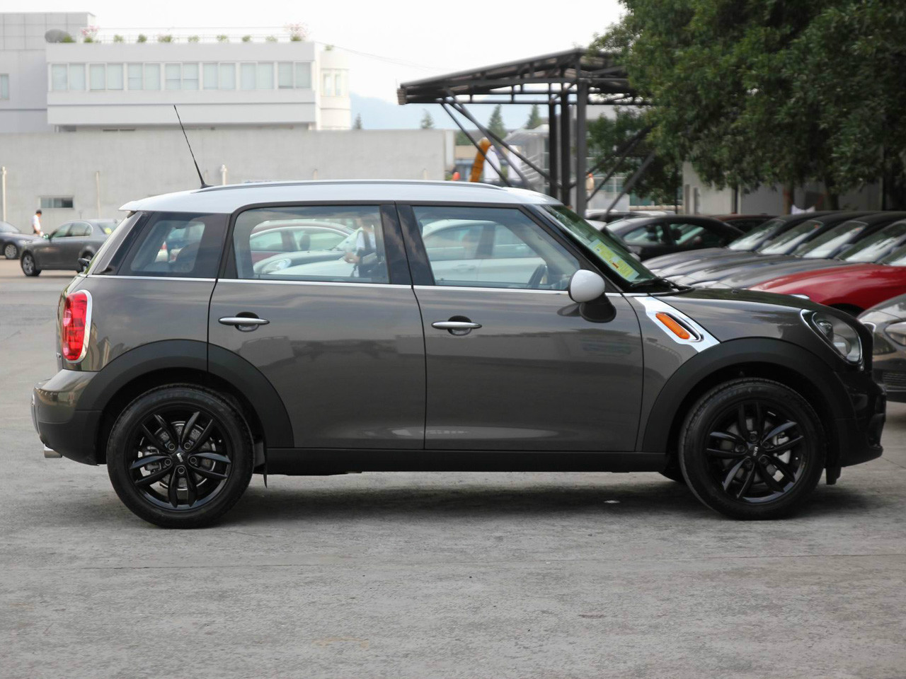 MINI COUNTRYMAN外觀高清大圖