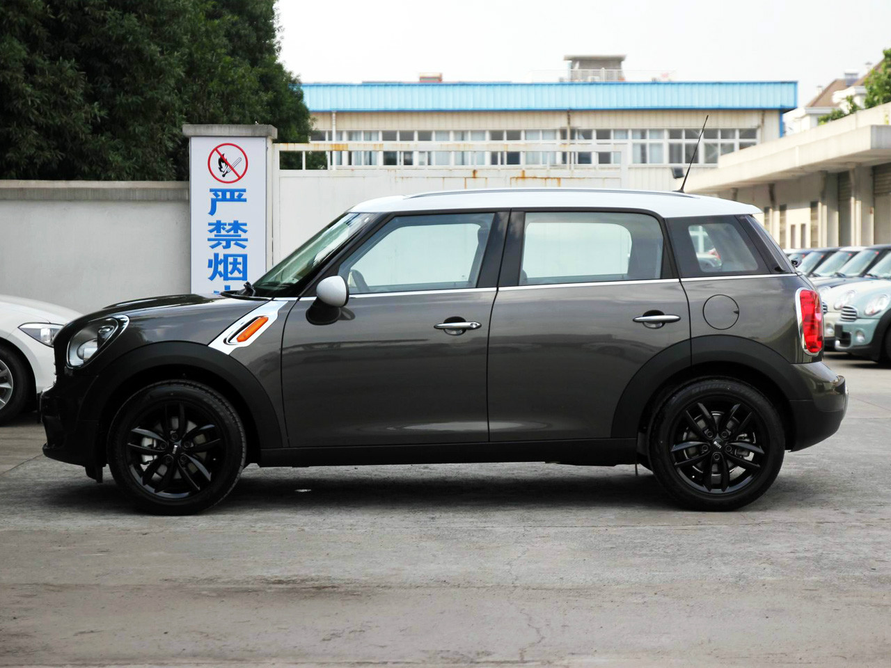 MINI COUNTRYMAN外觀高清大圖