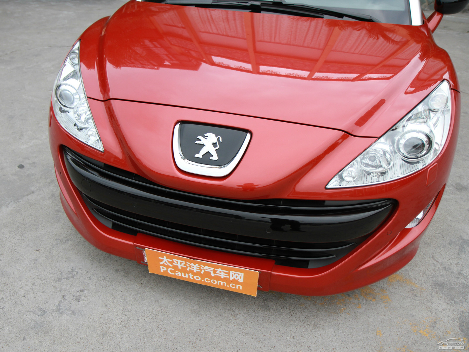 標(biāo)致RCZ外觀高清大圖