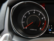 2012款 2.0L 兩驅(qū)豪華型 2012款 2.0L 兩驅(qū)豪華型