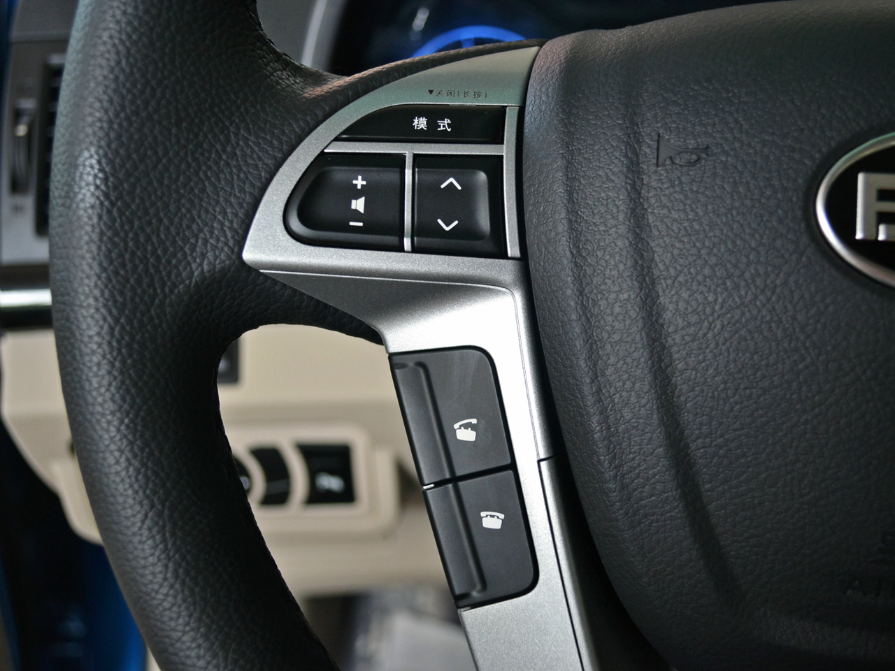 速銳內(nèi)飾高清大圖