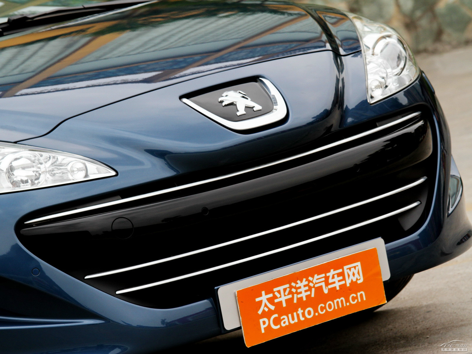 標(biāo)致RCZ外觀高清大圖