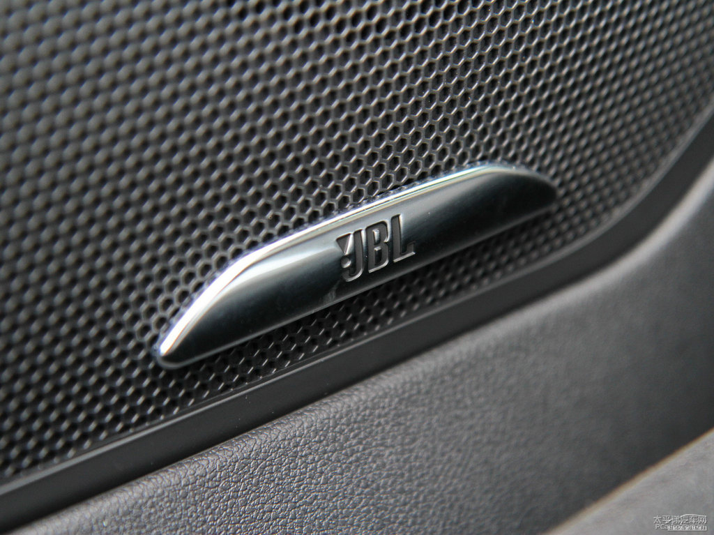 Ϫ{RCZ܇DƬ