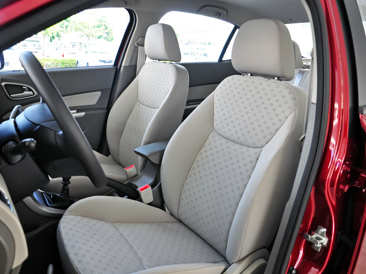 寶駿630空間高清大圖