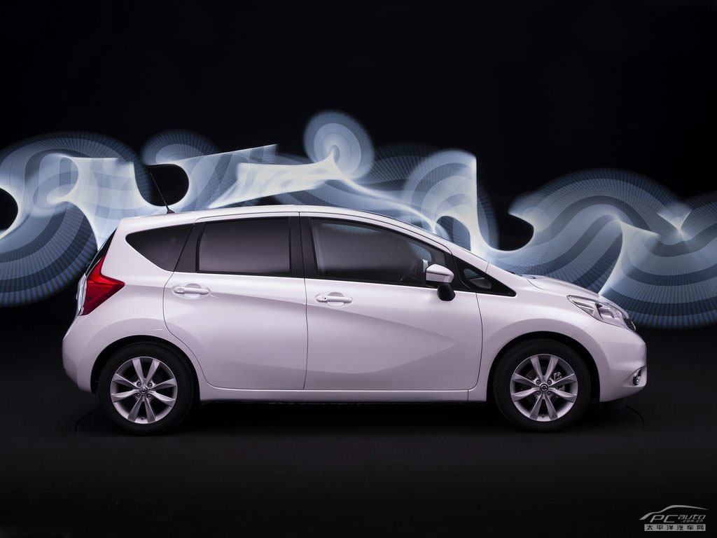 日產(chǎn)Note外觀高清大圖