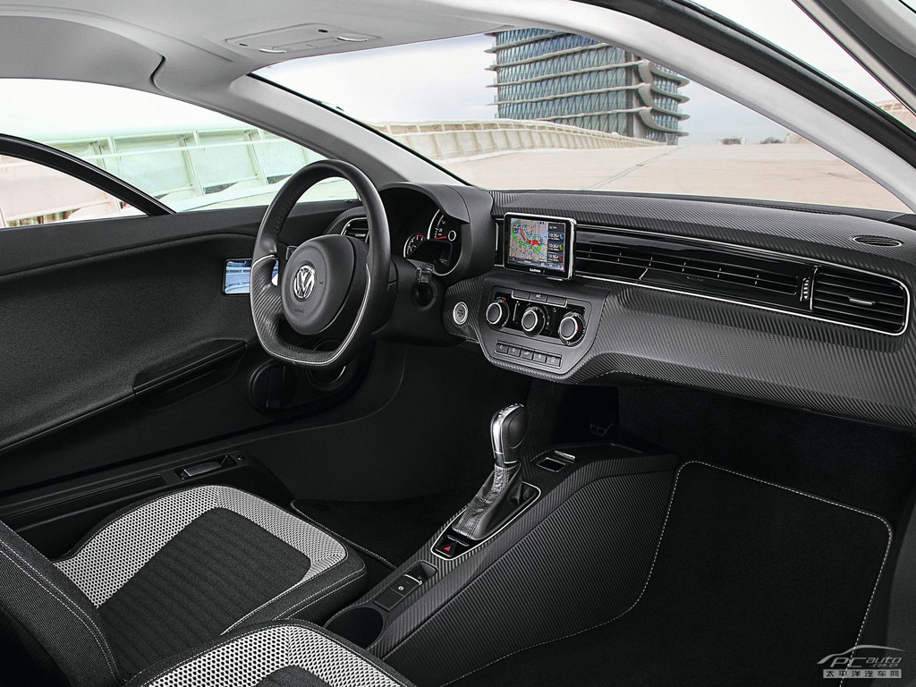 大眾XL1內(nèi)飾高清大圖