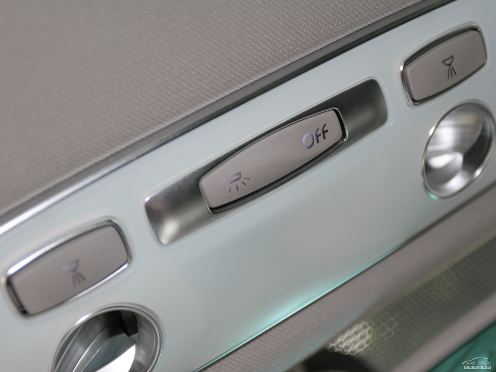 拉古那內(nèi)飾高清大圖