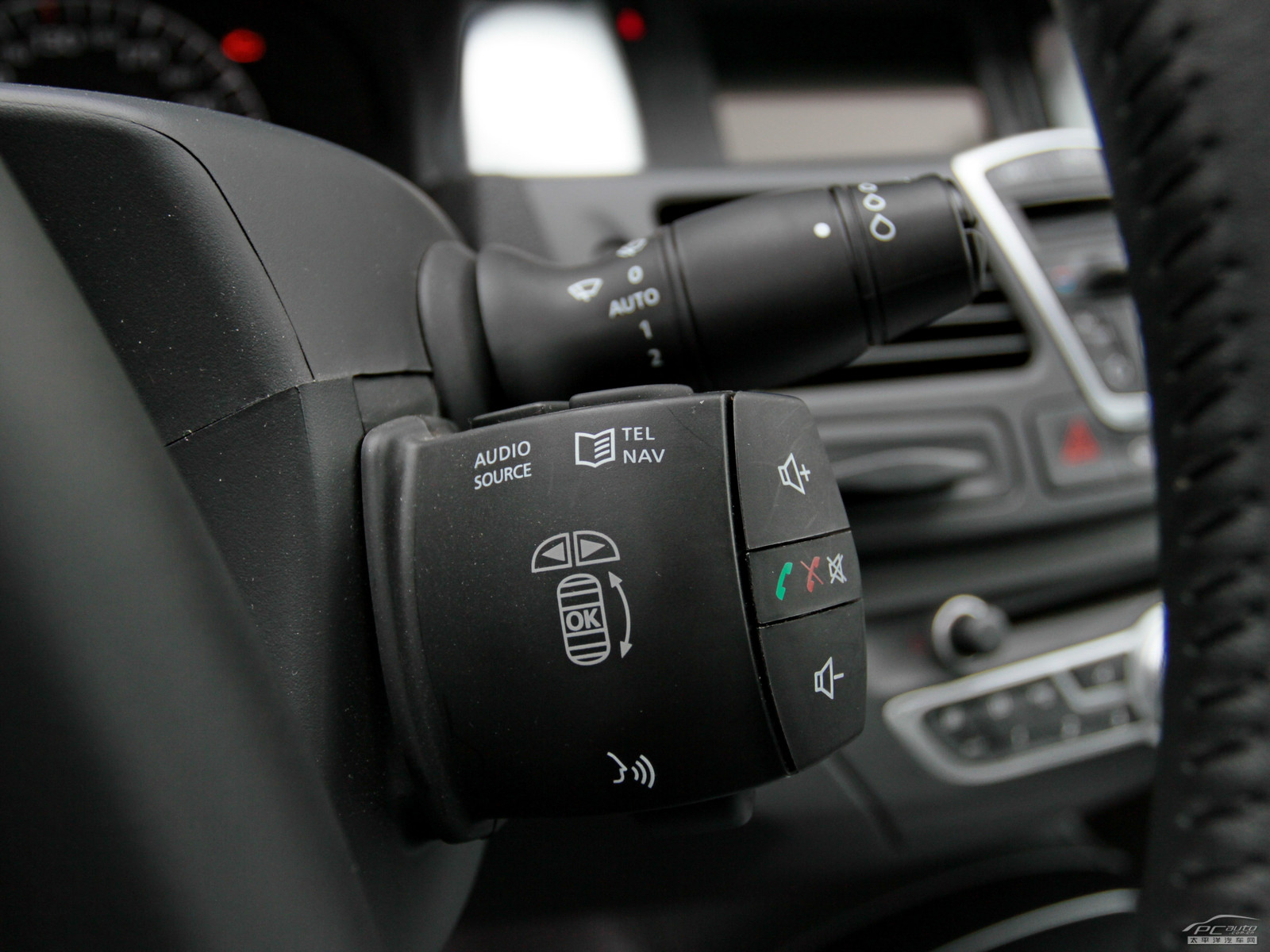 拉古那內(nèi)飾高清大圖