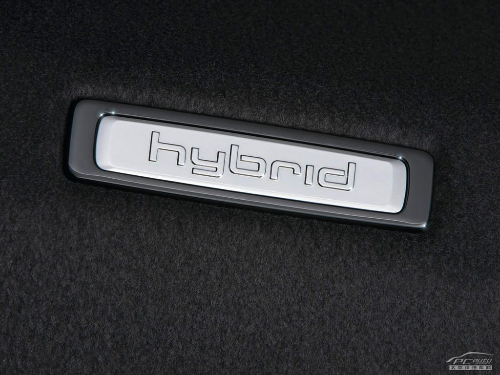 奧迪A8內(nèi)飾高清大圖